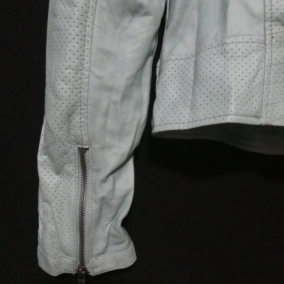 GUESS | medium | Faux Leather Jacket With Zip Cuffs and Pockets | Like New Cond - Picture 16 of 16